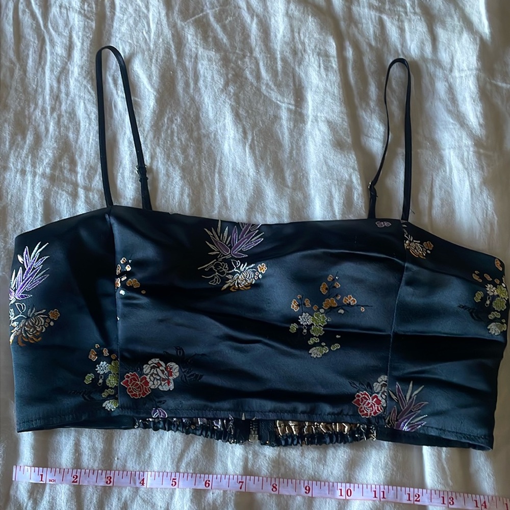Cropped cami